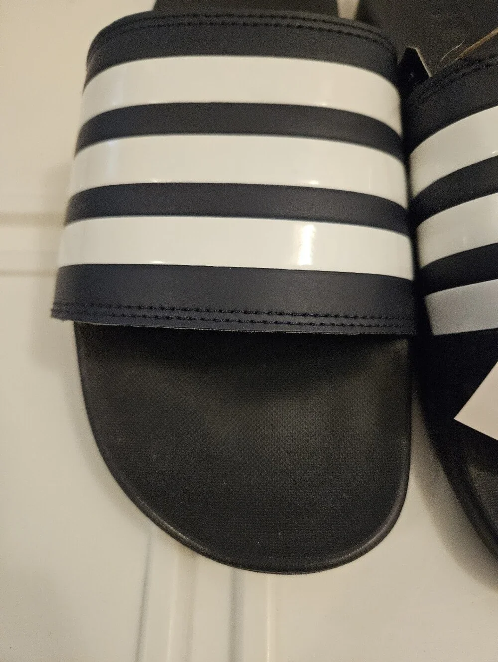 adidas Adilette Comfort Slide Sandals Navy & White Men's Sz 10 Women's Sz 11 NEW